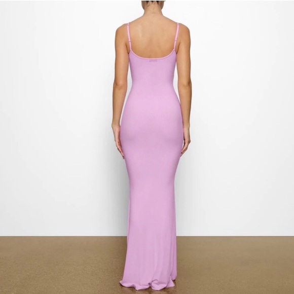 SKIMS Soft Lounge Slip Dress Petal Pink Valentines, SIZE LARGE 0941 - Picture 3 of 10